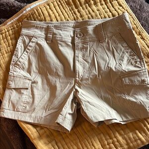 Women's Tan Cargo Shorts